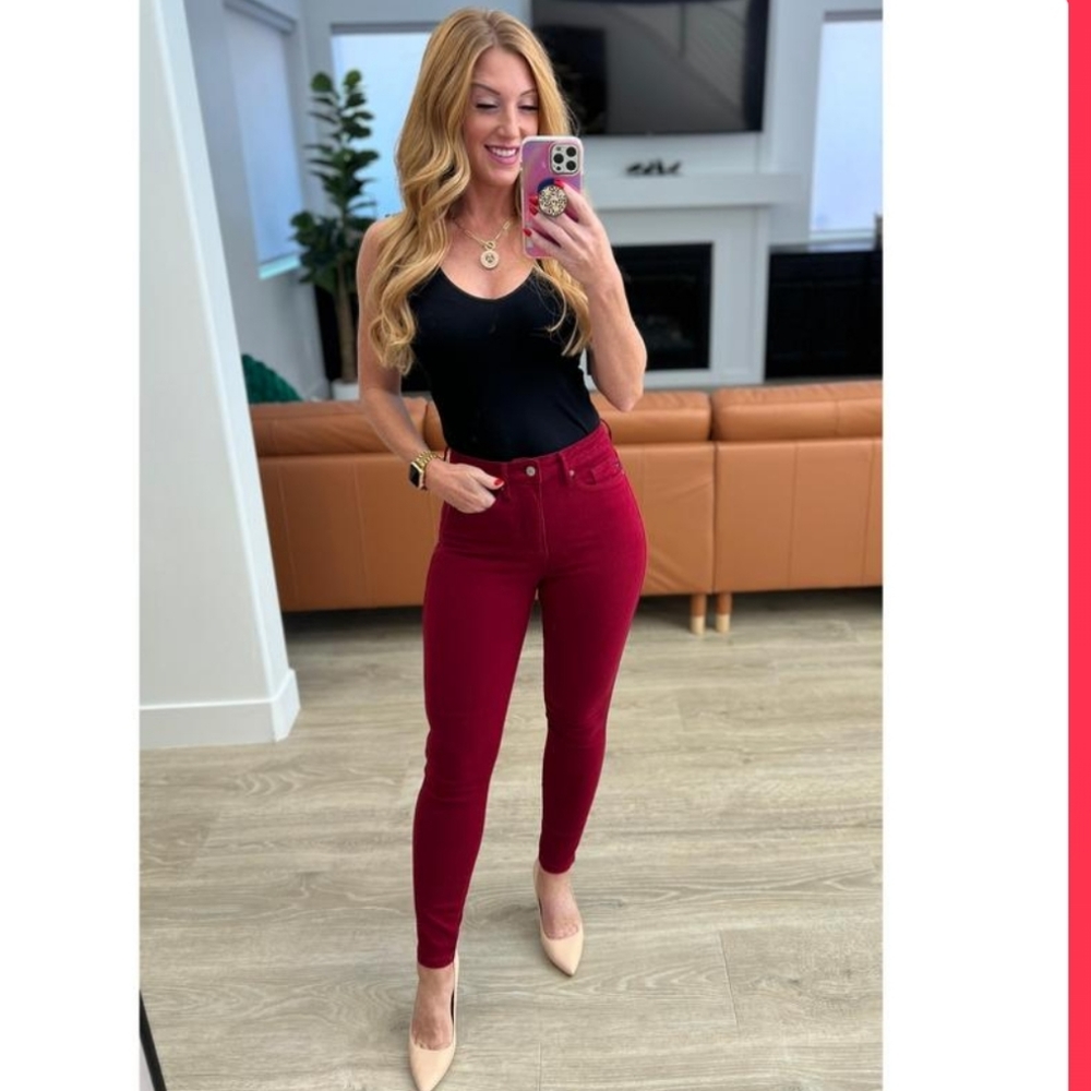 Judy Blue Tummy Control Skinny Jeans - Picture 6 of 16